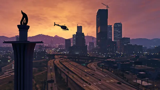 Grand Theft Auto V: downtown Los Santos at sunset